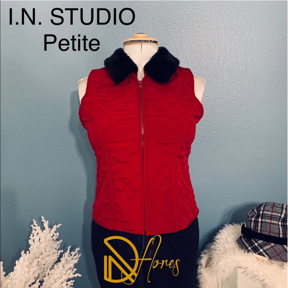 I.N STUDIOS Vest NWOT Size Petite M